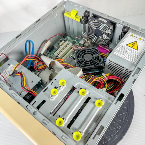 東芝 E5 model model330 WindowsXP Pro SP2 32bit  HDD 250GB 30日保証画像