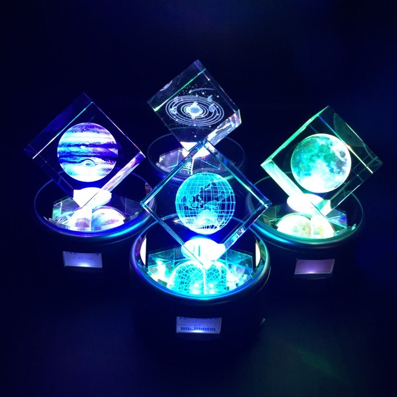 送料無料・名入彫刻対応】 選べる 3Dクリスタル オルゴール 36曲収録