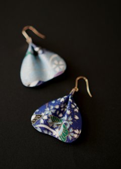 和紙の花びらピアス＆イヤリング（両耳用）｜MICOHANA by SuperFlower画像