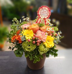 【母の日用アレンジ】LOVEママ　ビタミンカラーの画像